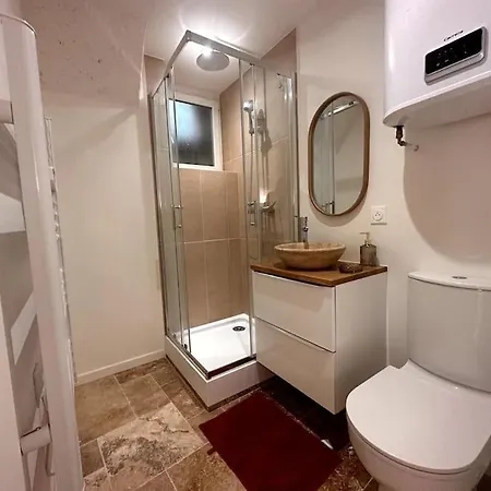 Ae- Au Coeur De La Vieille Apartment *